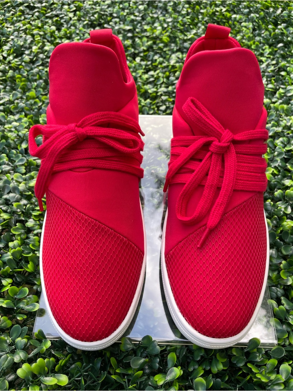 Steve Madden lancer red Sneakers size 9.5 - Picture 2 of 8